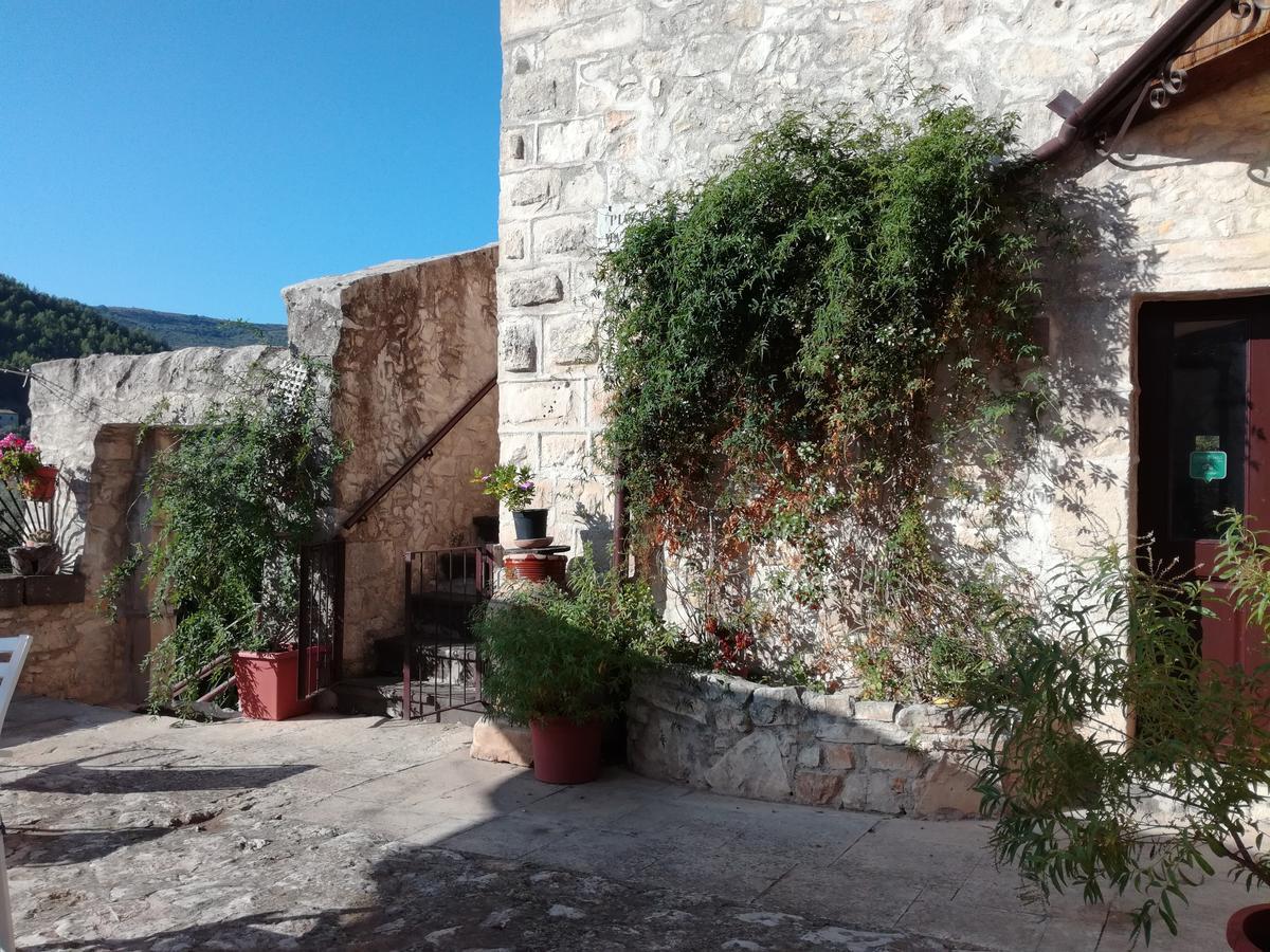 Le Case Di S. Andrea Buccheri Exterior foto